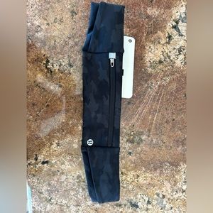 NWT Lulu lemon run belt